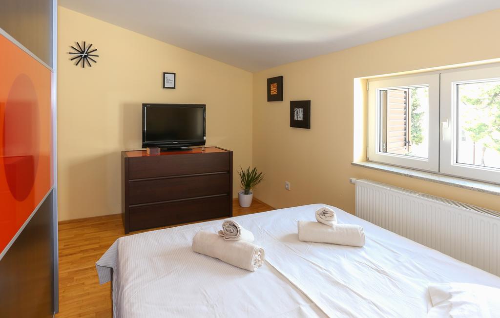 Apartments Ena&Toni Kaštela Kültér fotó