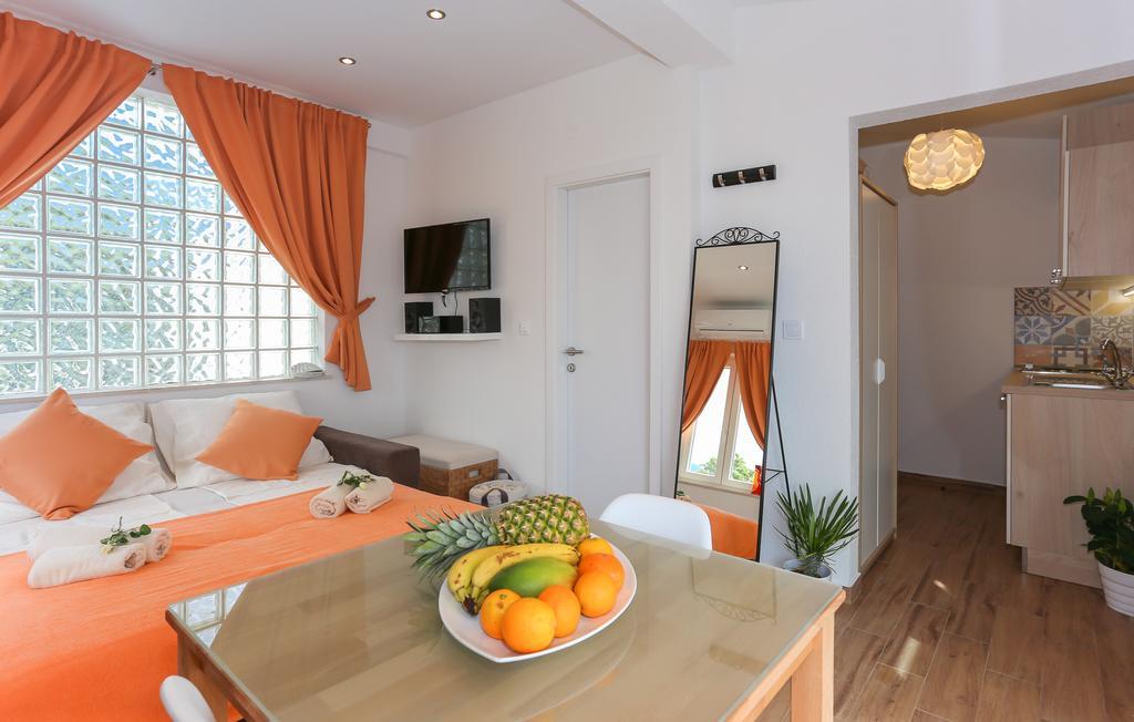 Apartments Ena&Toni Kaštela Kültér fotó